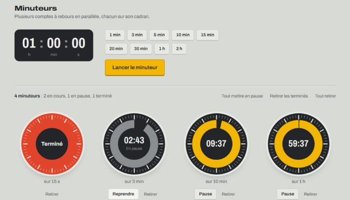 Capture de l'application Minuteurs : un formulaire de saisie de durée et quatre cadrans, terminé, en pause et en cours.